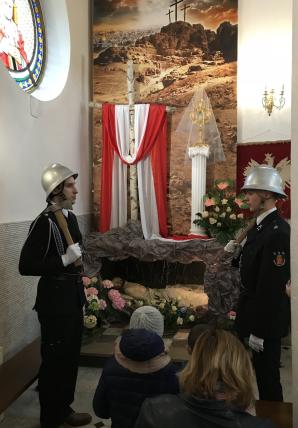 [VIDEO] Poświęcenie Pokarmów w Wielką Sobotę. Słowo i o godz. 20 transmisja z Nabożeństwa Wigilii Zmartwychwstania Pańskiego z Bazyliki w Piekarach Śląskich 