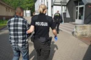 [VIDEO] Pobili dotkliwie 42-latka. Dorwała ich śląska Policja