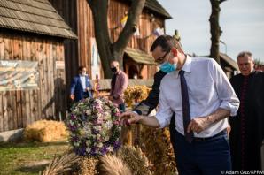 [VIDEO] Premier podczas Święta Wdzięczni Polskiej Wsi: Dziękuję za trud, pracę i zapał. Owoce Waszej pracy doświadczamy wszyscy w Polsce