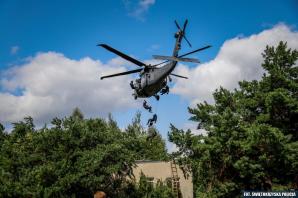 [VIDEO] Gotowi do podjęcia najtrudniejszych zadań. Black Hawk który niedawno wrócił z działań ratowniczo-gaśniczych w Turcji.