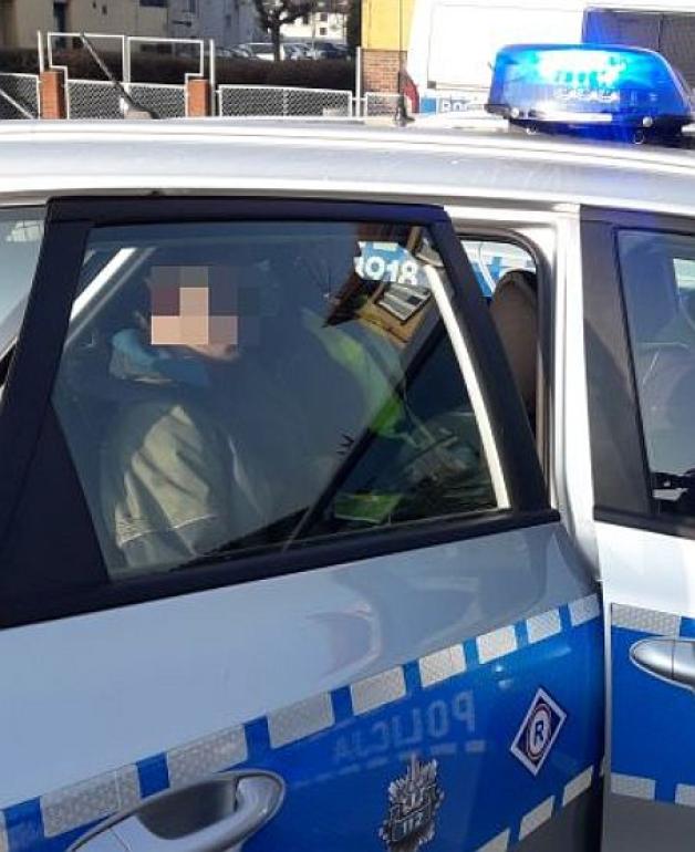 Jawor: Nie zatrzymał się do kontroli drogowej ponieważ pasażer posiadał narkotyki